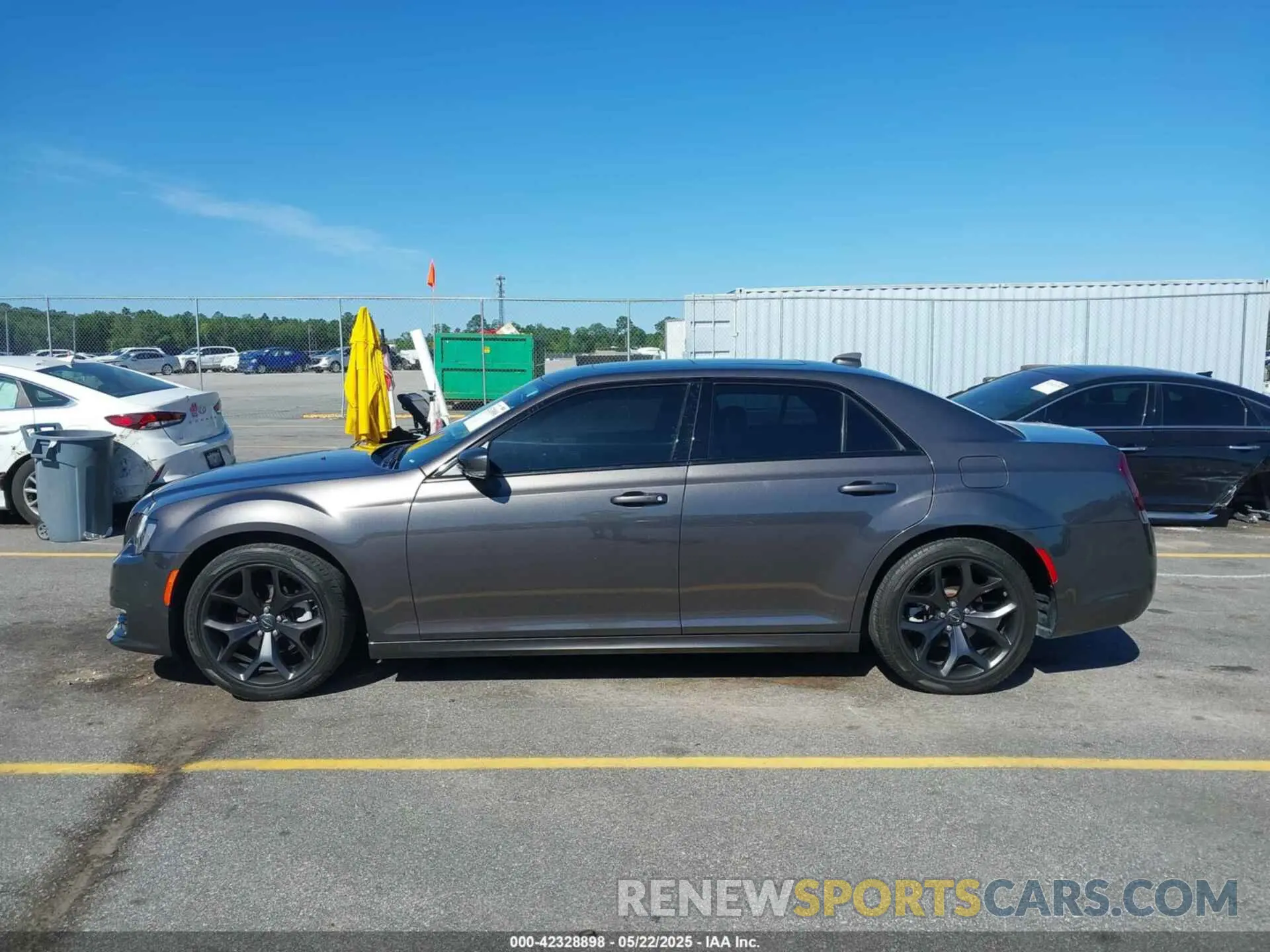 14 fotografías del automóvil dañado 2C3CCADG1NH225925 CHRYSLER 300 2022