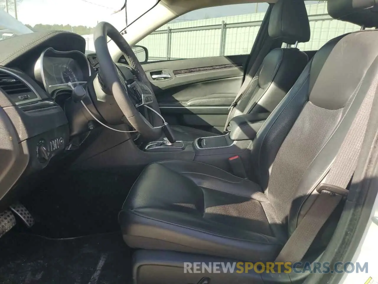 7 fotografías del automóvil dañado 2C3CCASG5NH210590 CHRYSLER 300 2022
