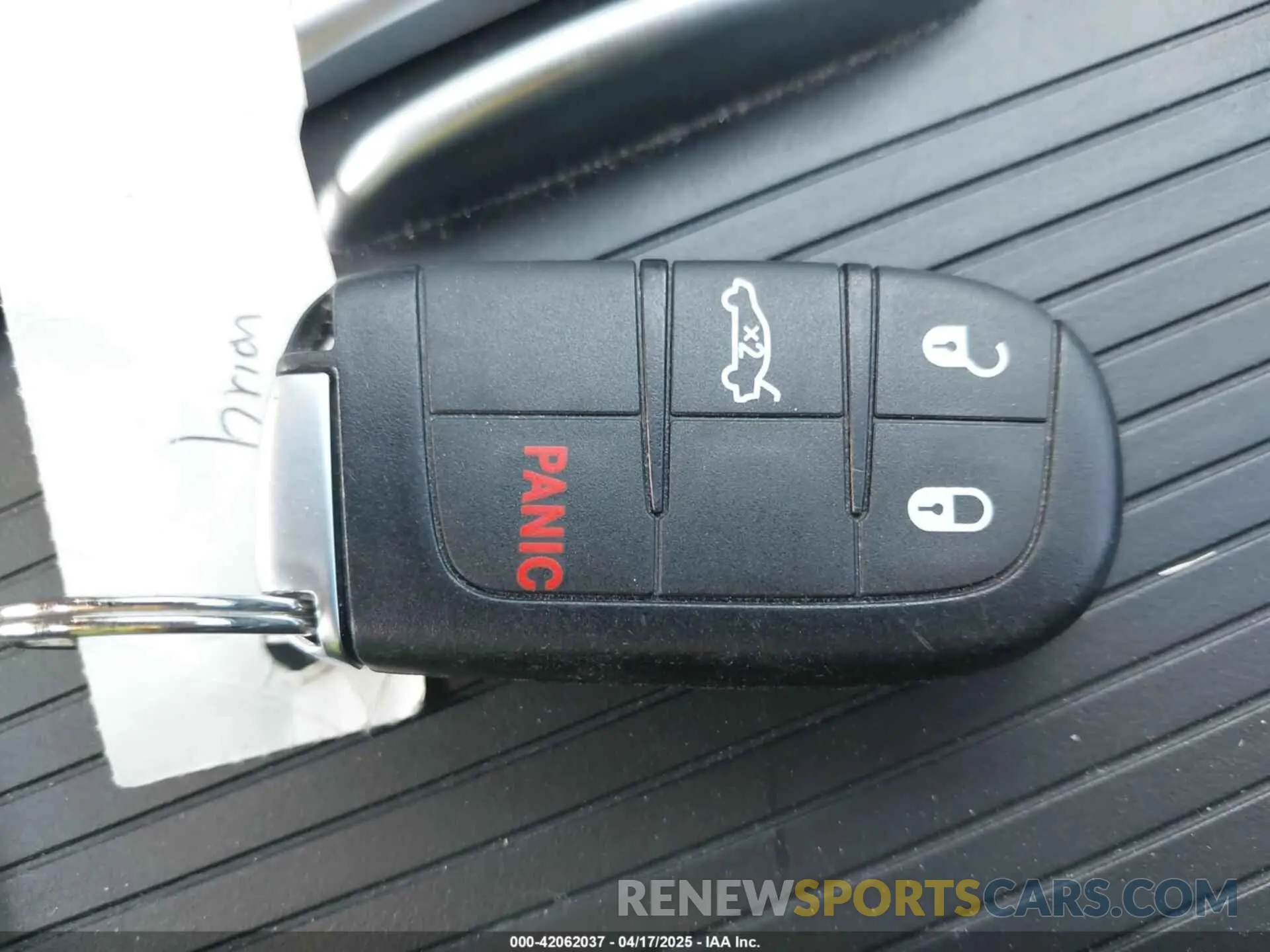 11 fotografías del automóvil dañado 2C3CCAAG4PH520122 CHRYSLER 300 2023