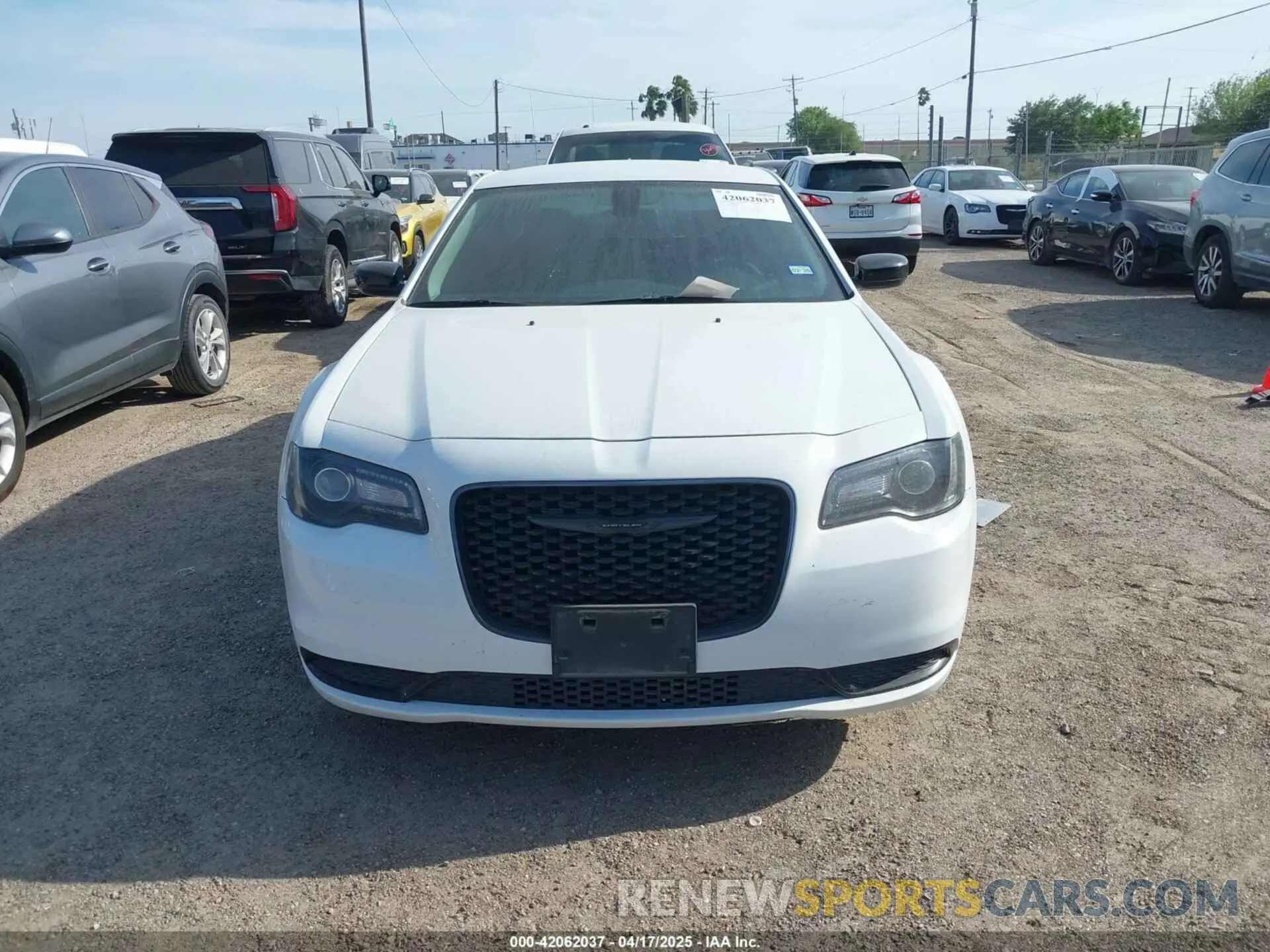 6 fotografías del automóvil dañado 2C3CCAAG4PH520122 CHRYSLER 300 2023