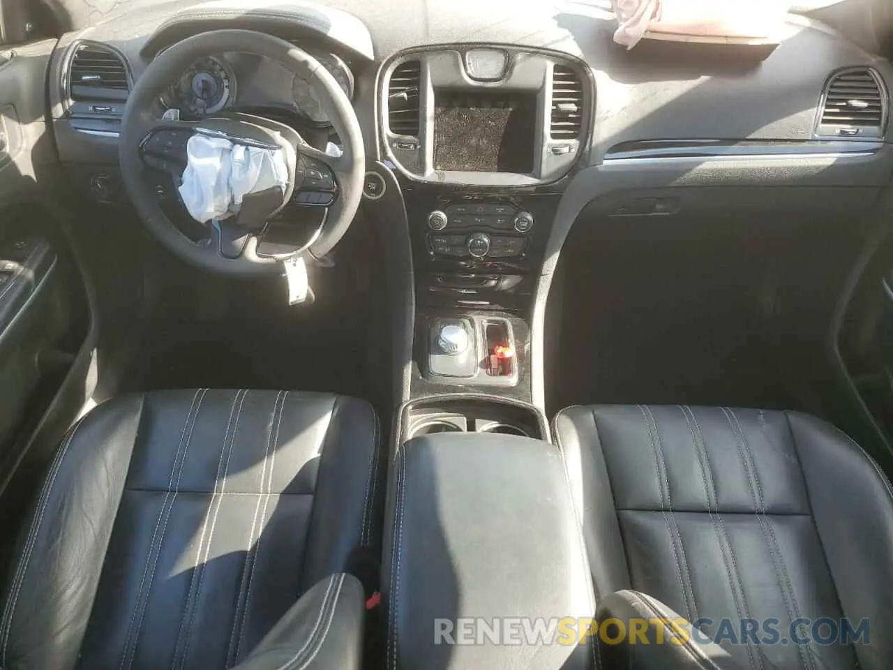 8 fotografías del automóvil dañado 2C3CCABG4PH538411 CHRYSLER 300 2023