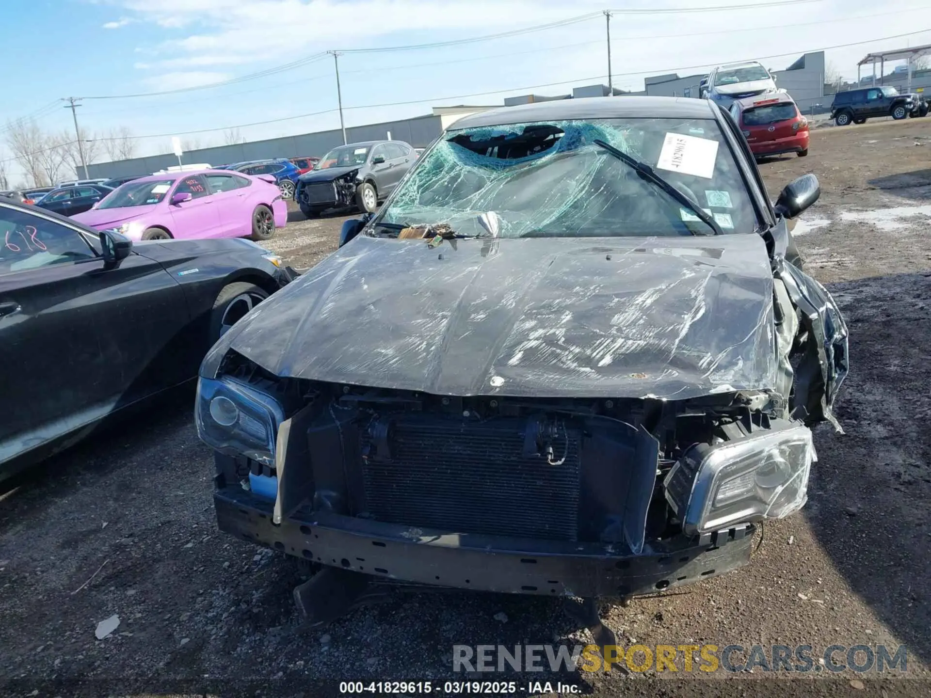 12 fotografías del automóvil dañado 2C3CCABG6PH537695 CHRYSLER 300 2023