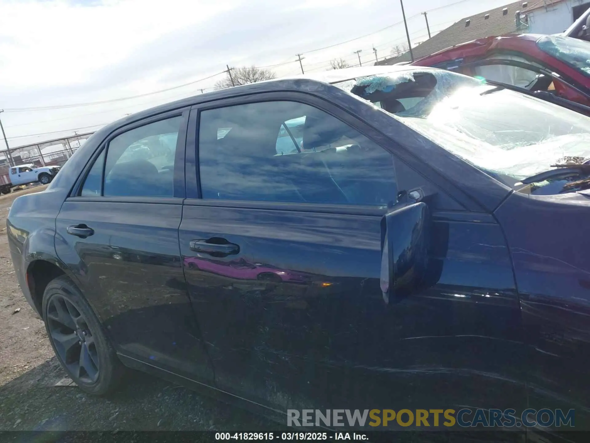 13 fotografías del automóvil dañado 2C3CCABG6PH537695 CHRYSLER 300 2023