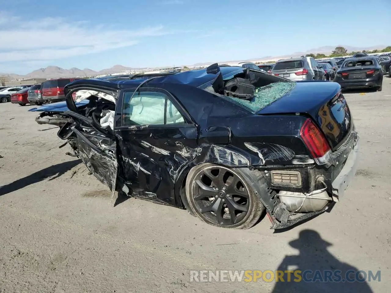 2 fotografías del automóvil dañado 2C3CCABGXPH633328 CHRYSLER 300 2023