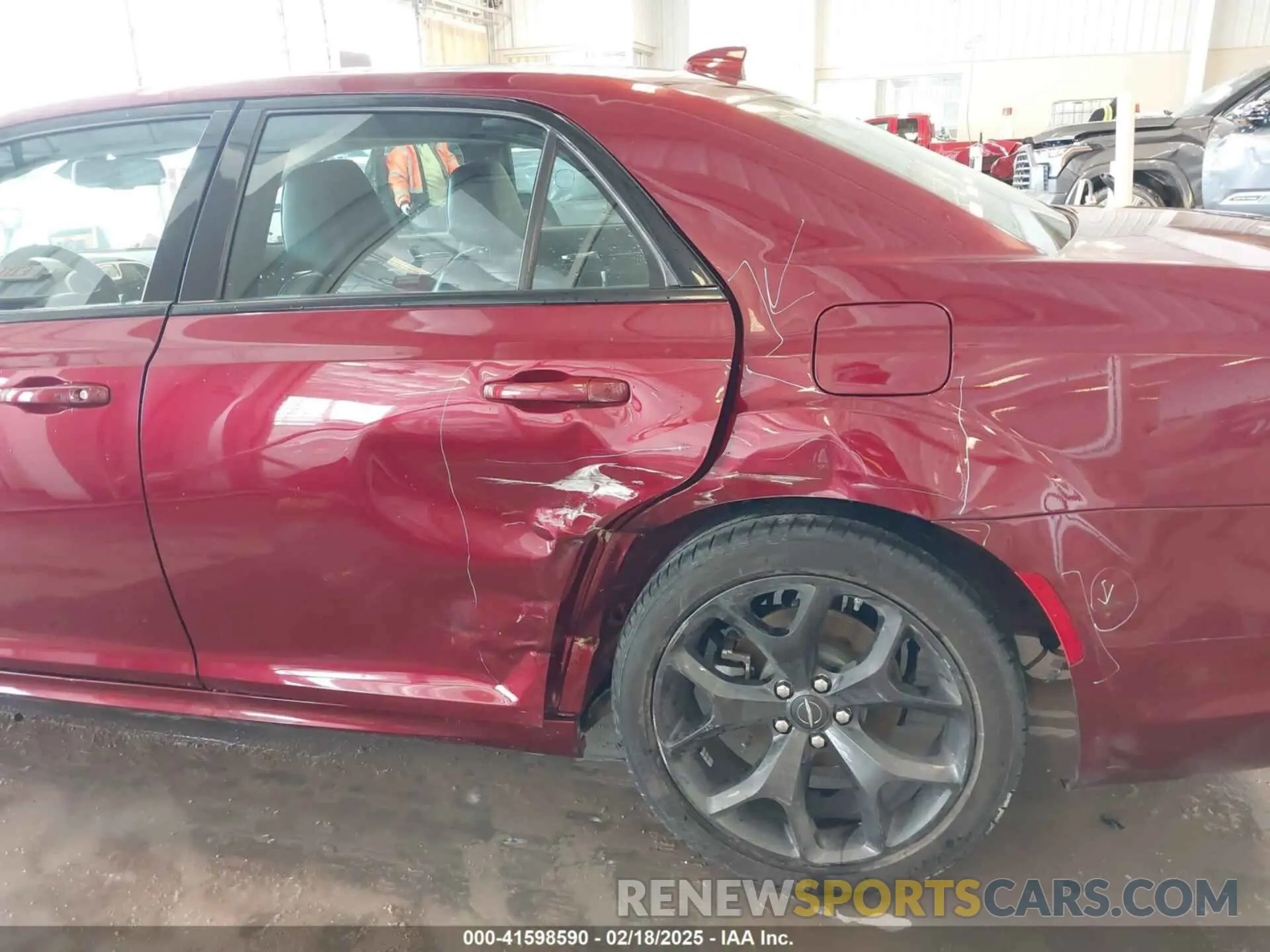 6 fotografías del automóvil dañado 2C3CCADG8PH538327 CHRYSLER 300 2023