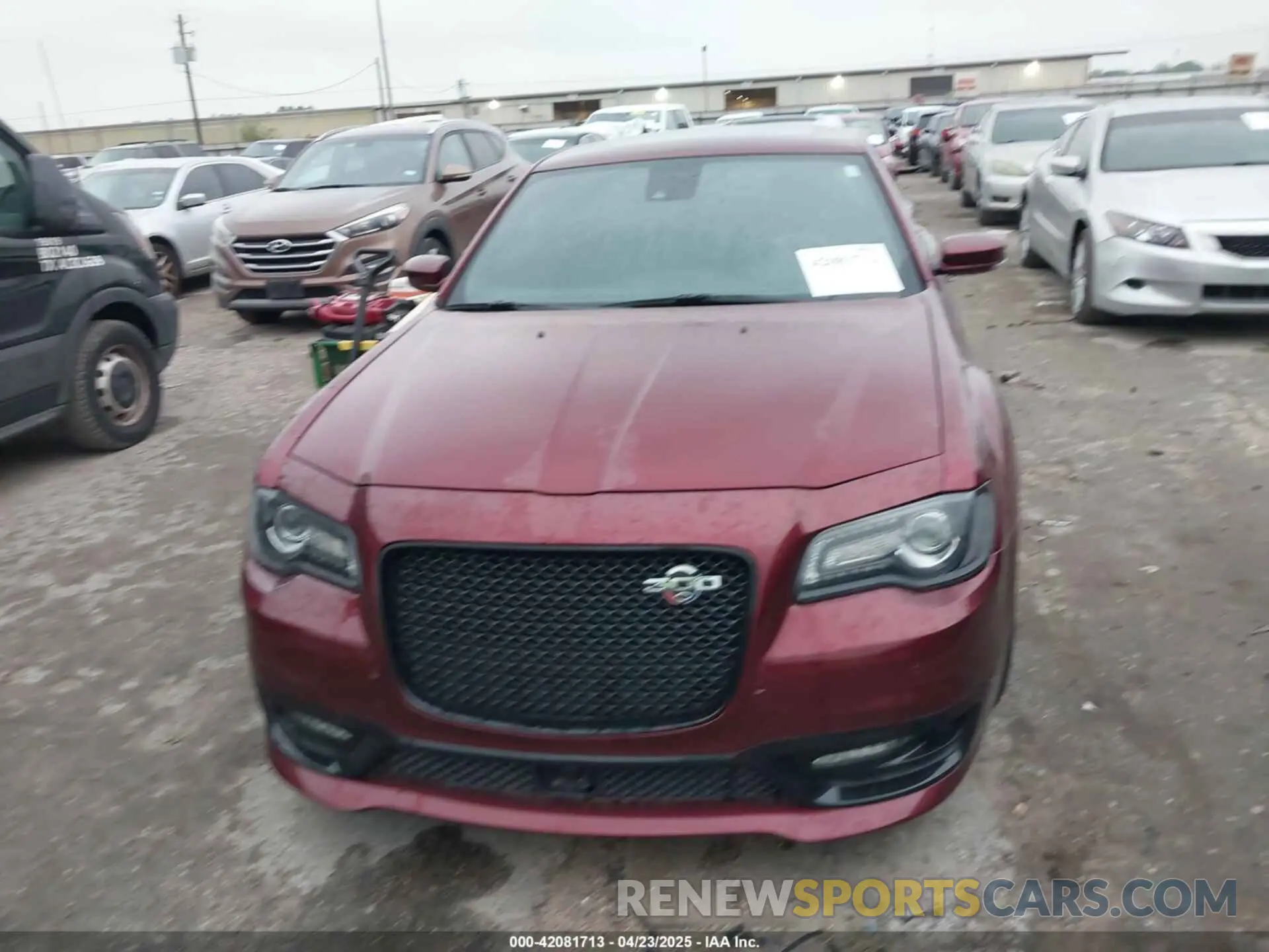 12 fotografías del automóvil dañado 2C3CCAPJ2PH500325 CHRYSLER 300 2023