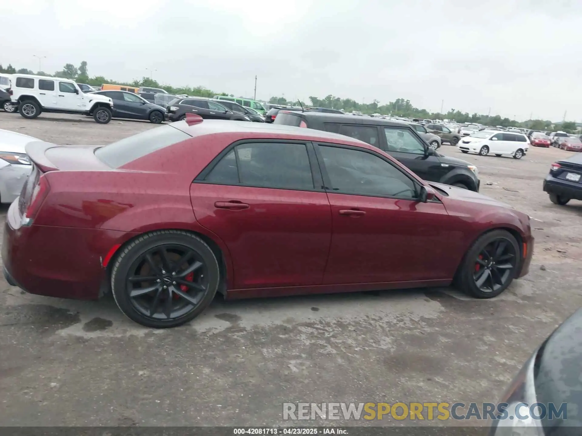 13 fotografías del automóvil dañado 2C3CCAPJ2PH500325 CHRYSLER 300 2023