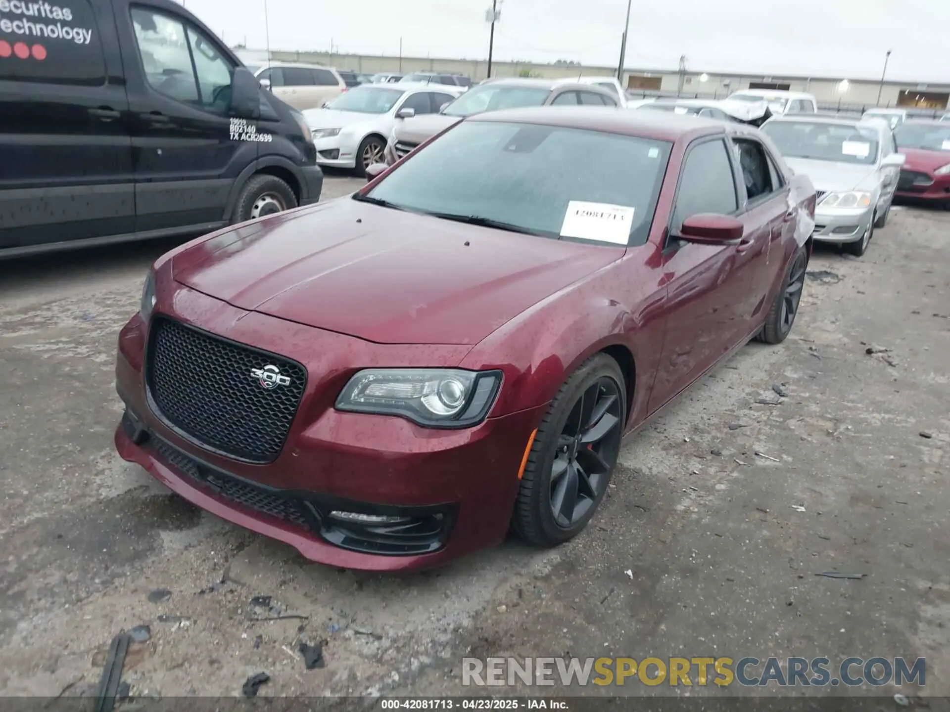 2 fotografías del automóvil dañado 2C3CCAPJ2PH500325 CHRYSLER 300 2023
