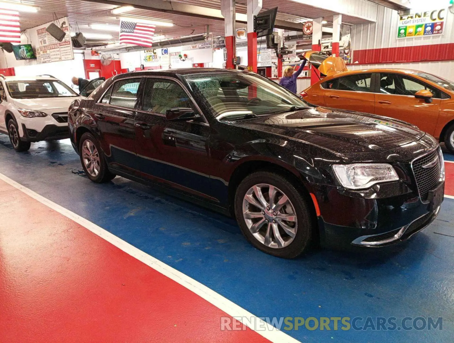 16 fotografías del automóvil dañado 2C3CCARG1PH556323 CHRYSLER 300 2023