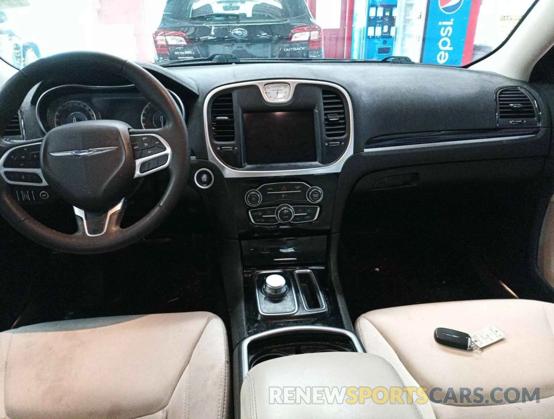 5 fotografías del automóvil dañado 2C3CCARG1PH556323 CHRYSLER 300 2023