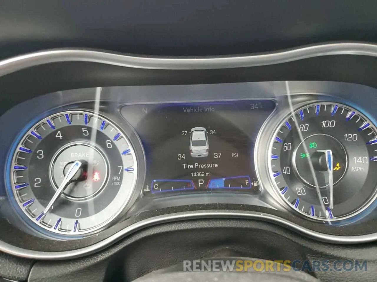 9 fotografías del automóvil dañado 2C3CCASG4PH581050 CHRYSLER 300 2023