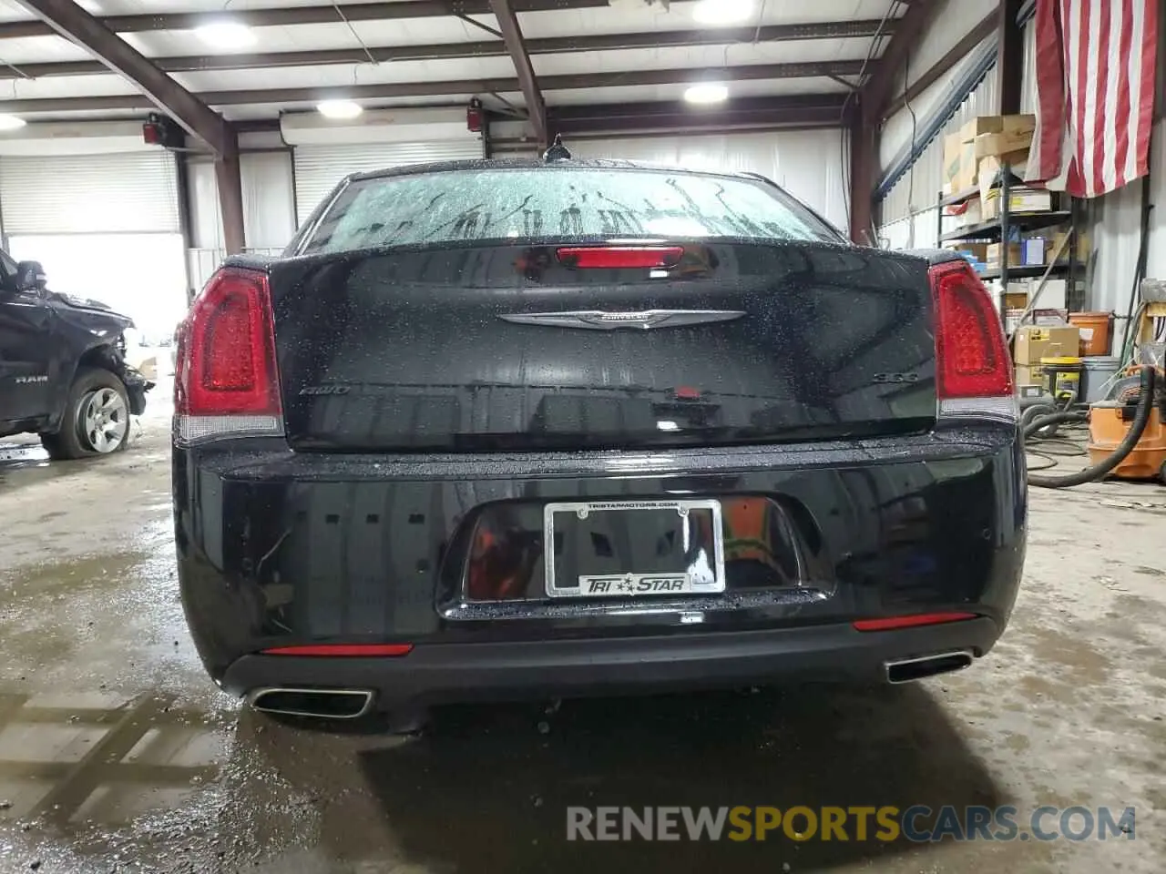 6 fotografías del automóvil dañado 2C3CCASG6PH624691 CHRYSLER 300 2023