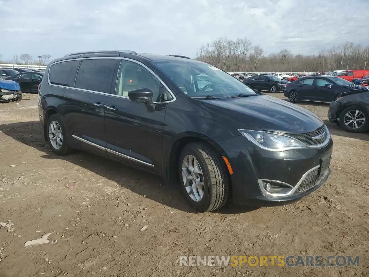 4 fotografías del automóvil dañado 2C4RC1EG6KR506175 CHRYSLER All Models 2019