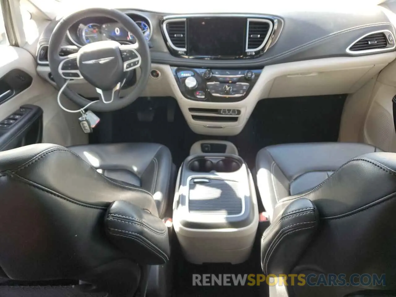 8 fotografías del automóvil dañado 2C4RC1L72PR554525 CHRYSLER All Models 2023