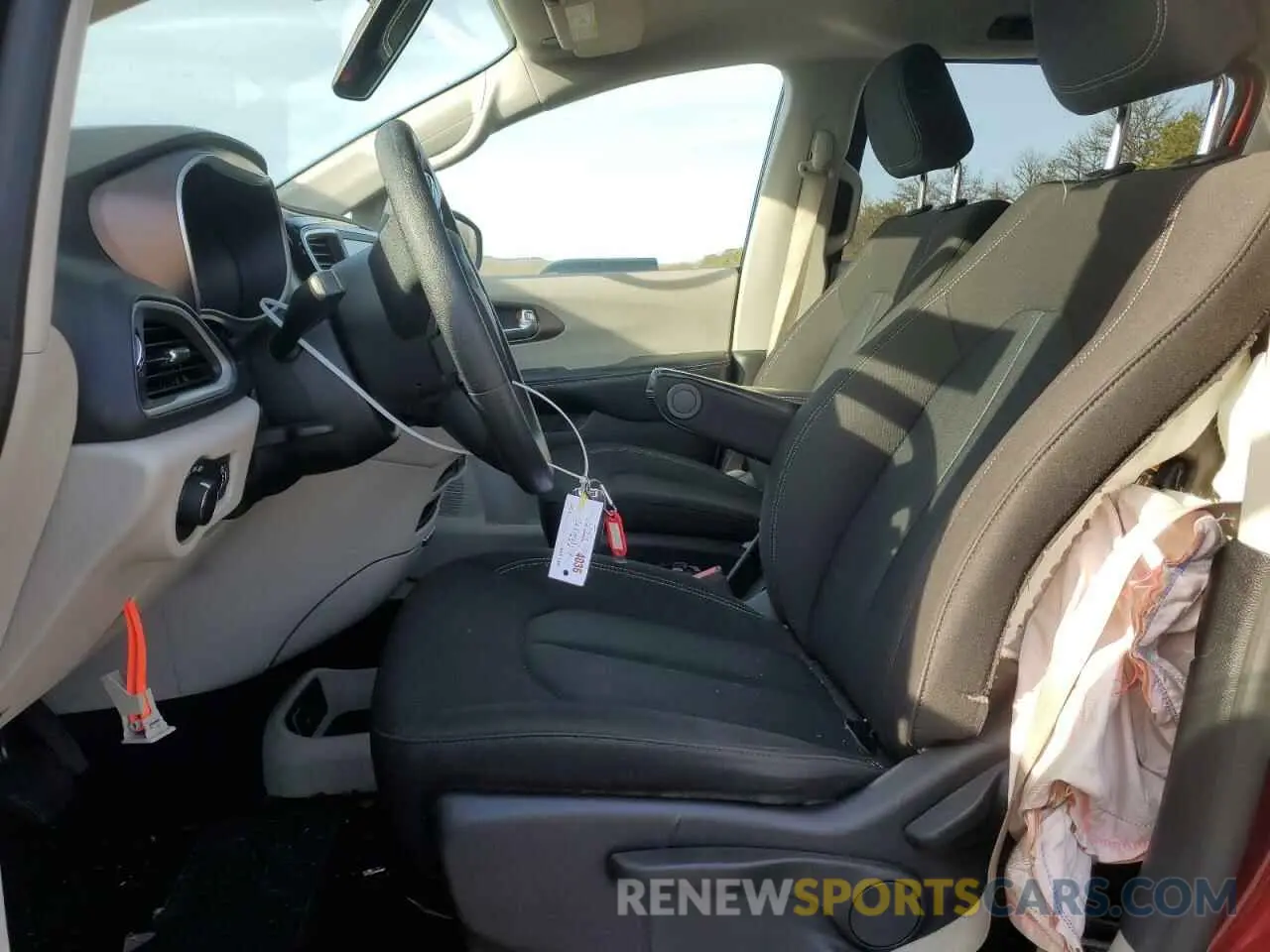 7 fotografías del automóvil dañado 2C4RC1AG0LR223942 CHRYSLER MINIVAN 2020