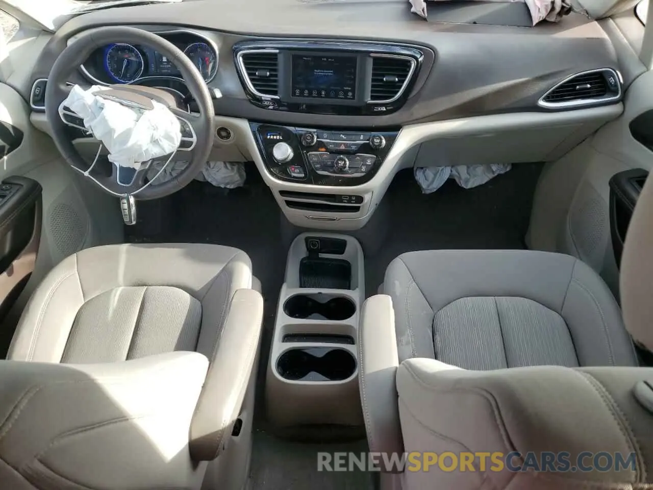 8 fotografías del automóvil dañado 2C4RC1AG7LR249213 CHRYSLER MINIVAN 2020