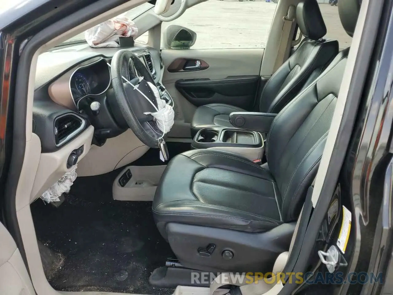 7 fotografías del automóvil dañado 2C4RC1DG0LR264549 CHRYSLER MINIVAN 2020