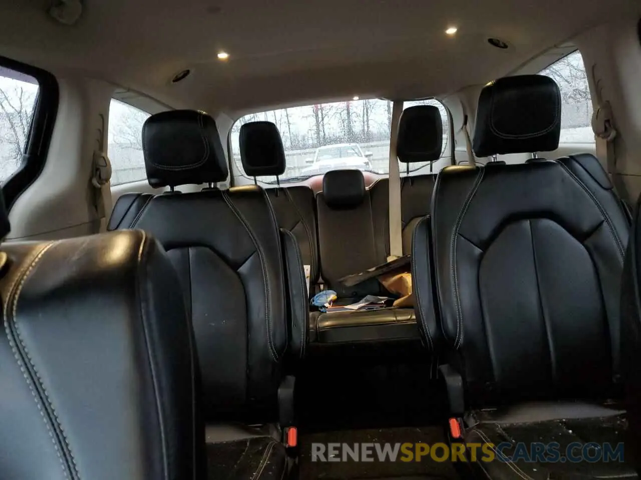 10 fotografías del automóvil dañado 2C4RC1DG1LR156747 CHRYSLER MINIVAN 2020