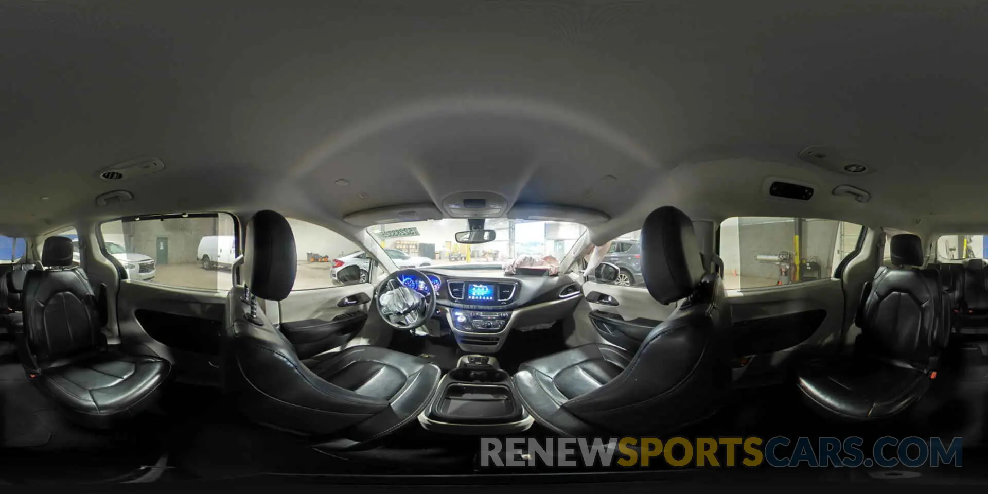 15 fotografías del automóvil dañado 2C4RC1DG2LR172519 CHRYSLER MINIVAN 2020