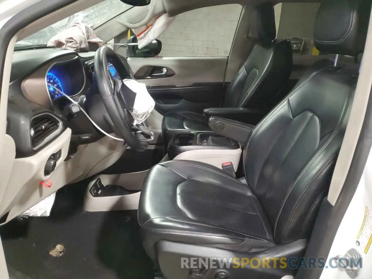 7 fotografías del automóvil dañado 2C4RC1DG2LR172519 CHRYSLER MINIVAN 2020