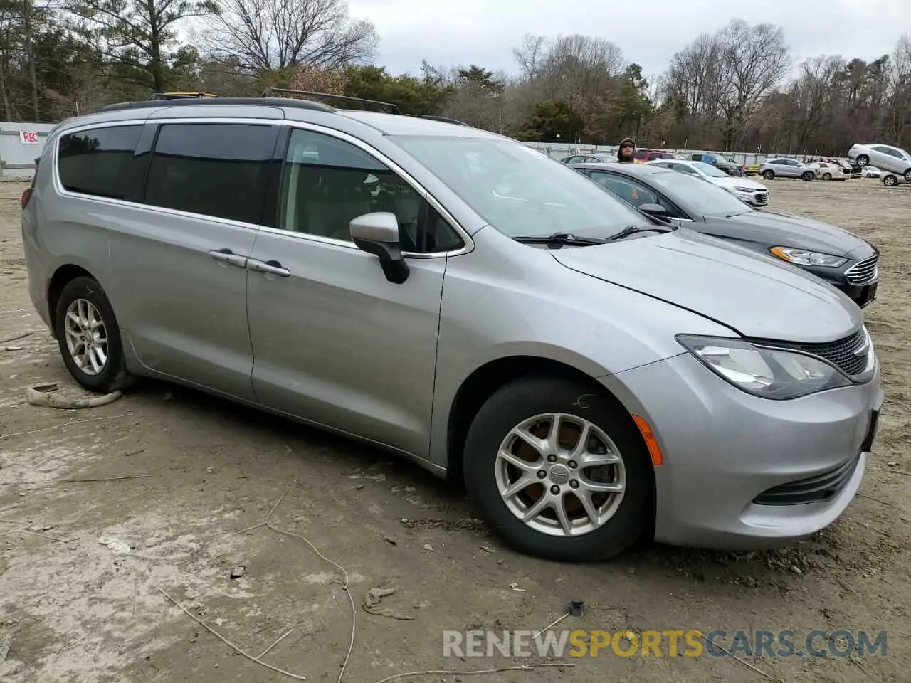 4 fotografías del automóvil dañado 2C4RC1DG3LR172478 CHRYSLER MINIVAN 2020