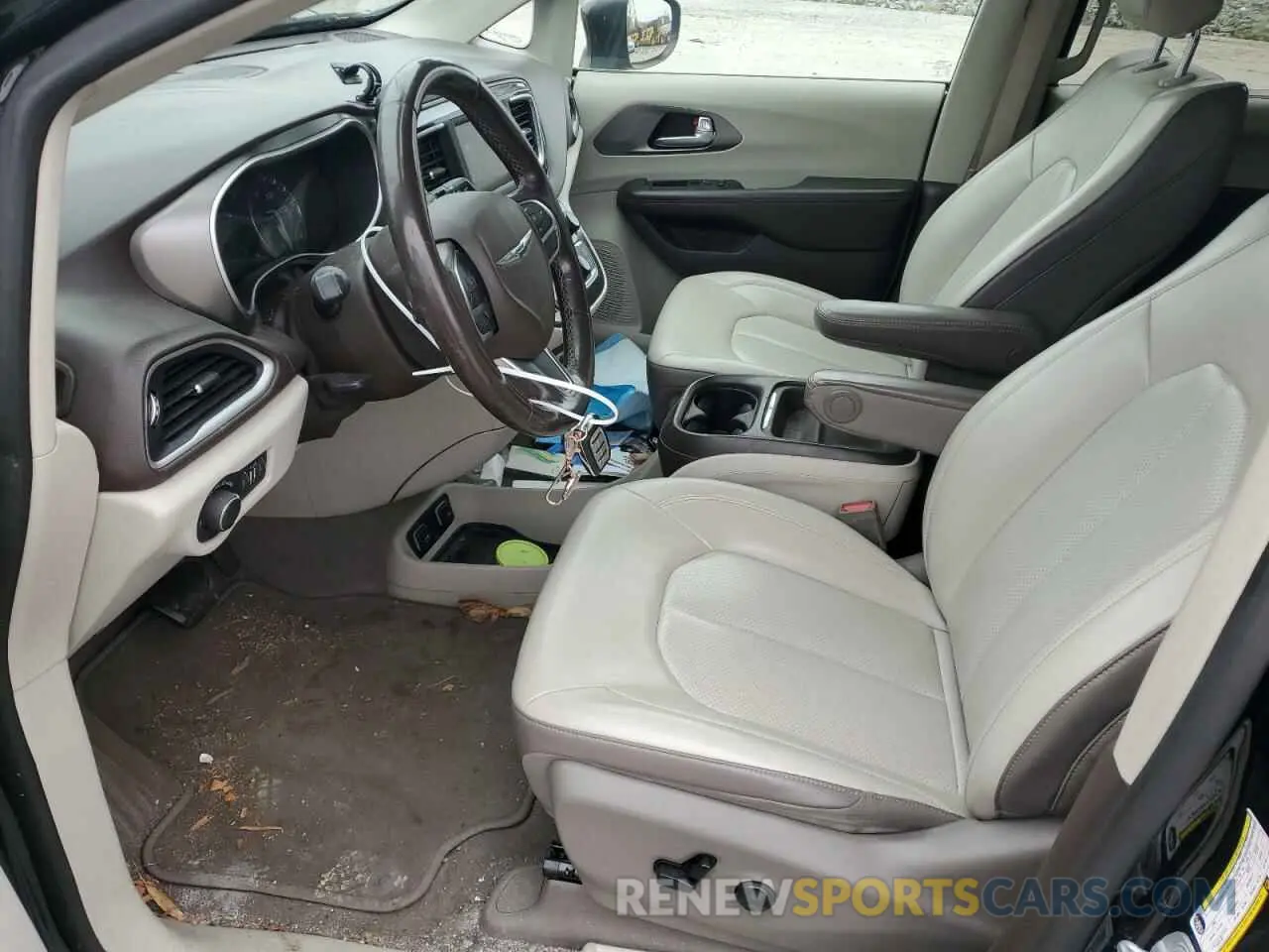 7 fotografías del automóvil dañado 2C4RC1DG6LR283297 CHRYSLER MINIVAN 2020