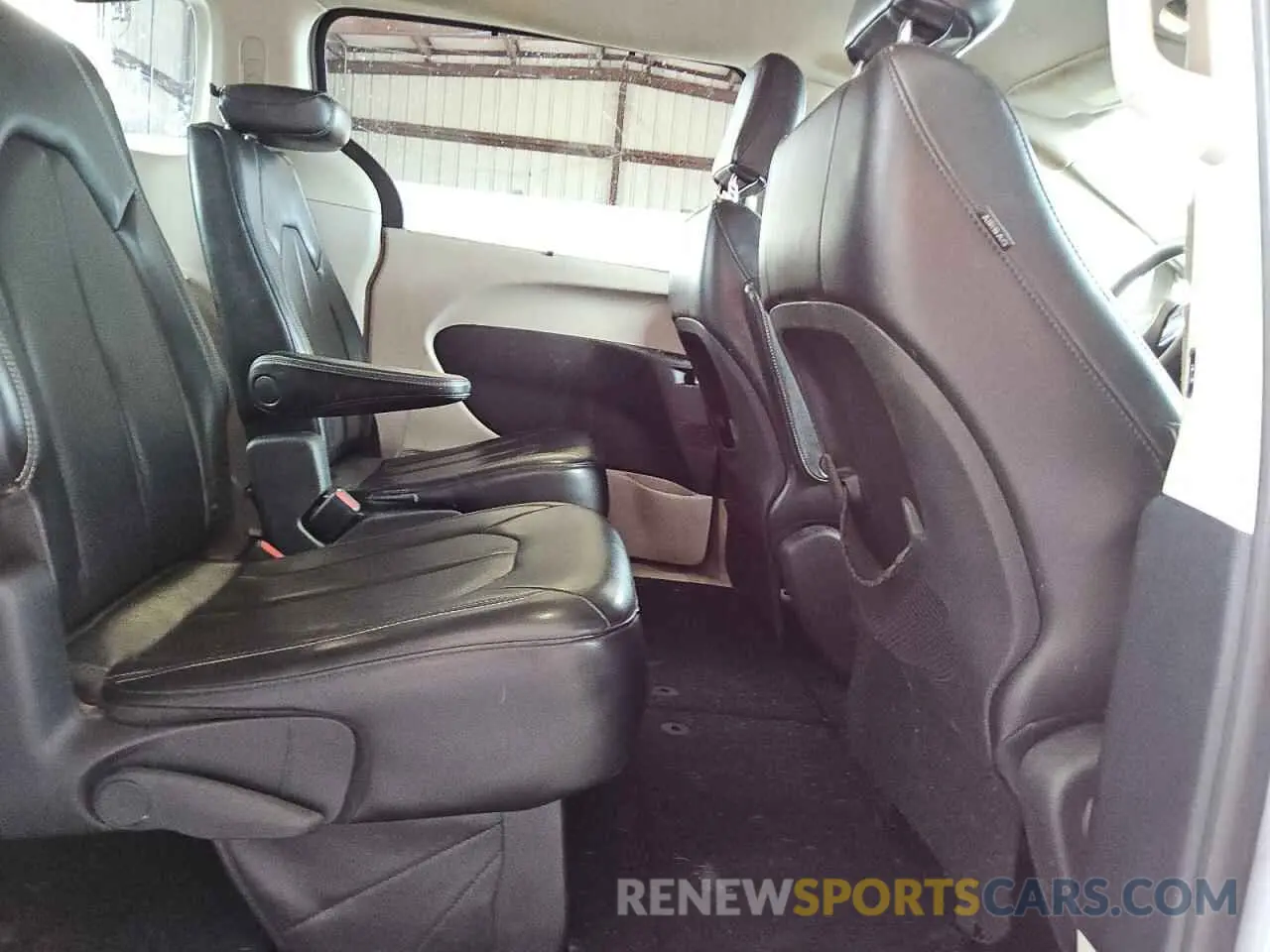 11 fotografías del automóvil dañado 2C4RC1DG8LR198607 CHRYSLER MINIVAN 2020