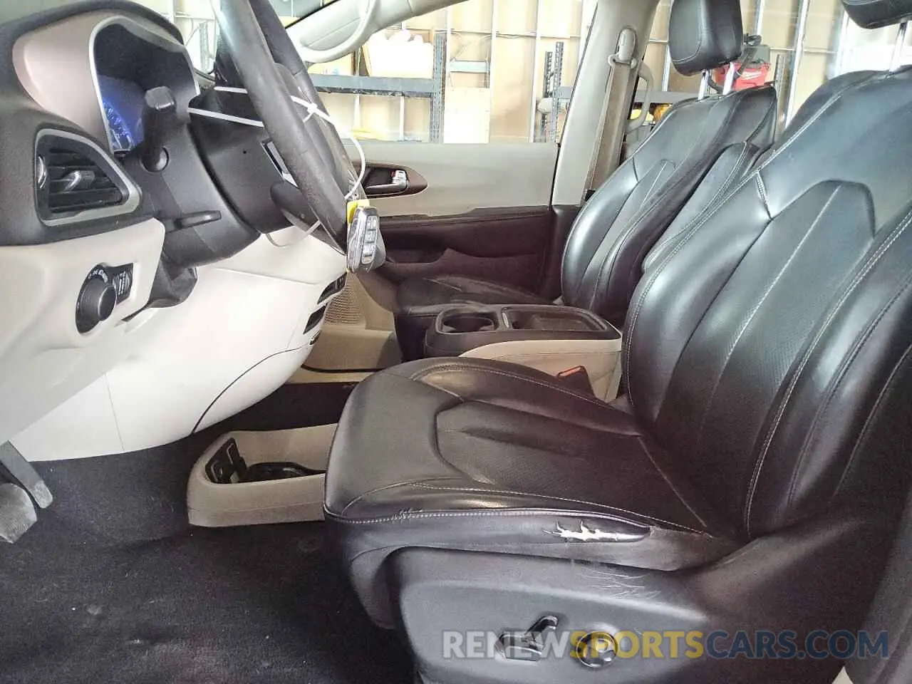 7 fotografías del automóvil dañado 2C4RC1DG8LR198607 CHRYSLER MINIVAN 2020