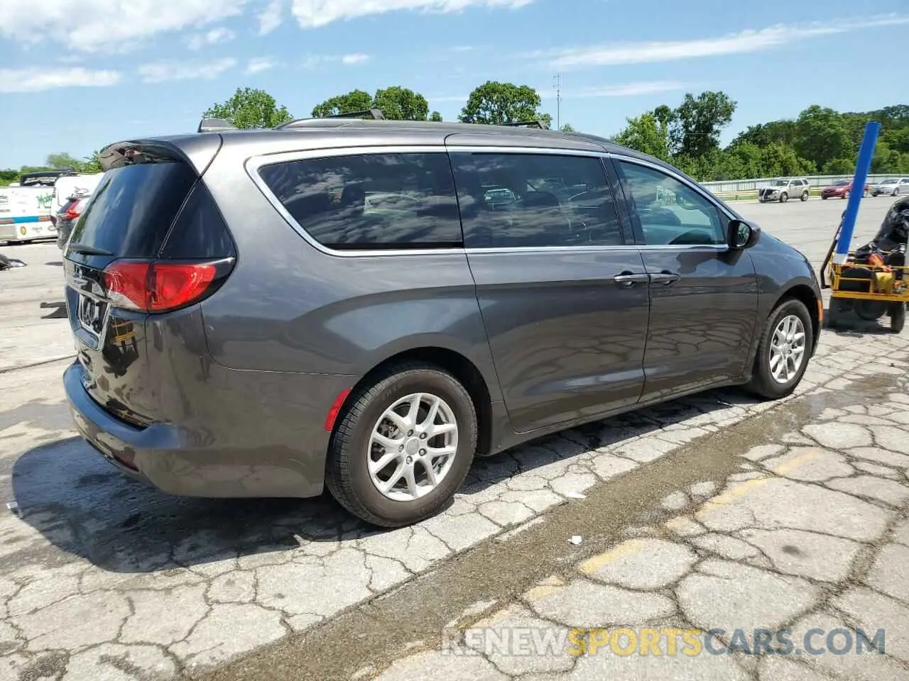 3 fotografías del automóvil dañado 2C4RC1DG9LR157824 CHRYSLER MINIVAN 2020