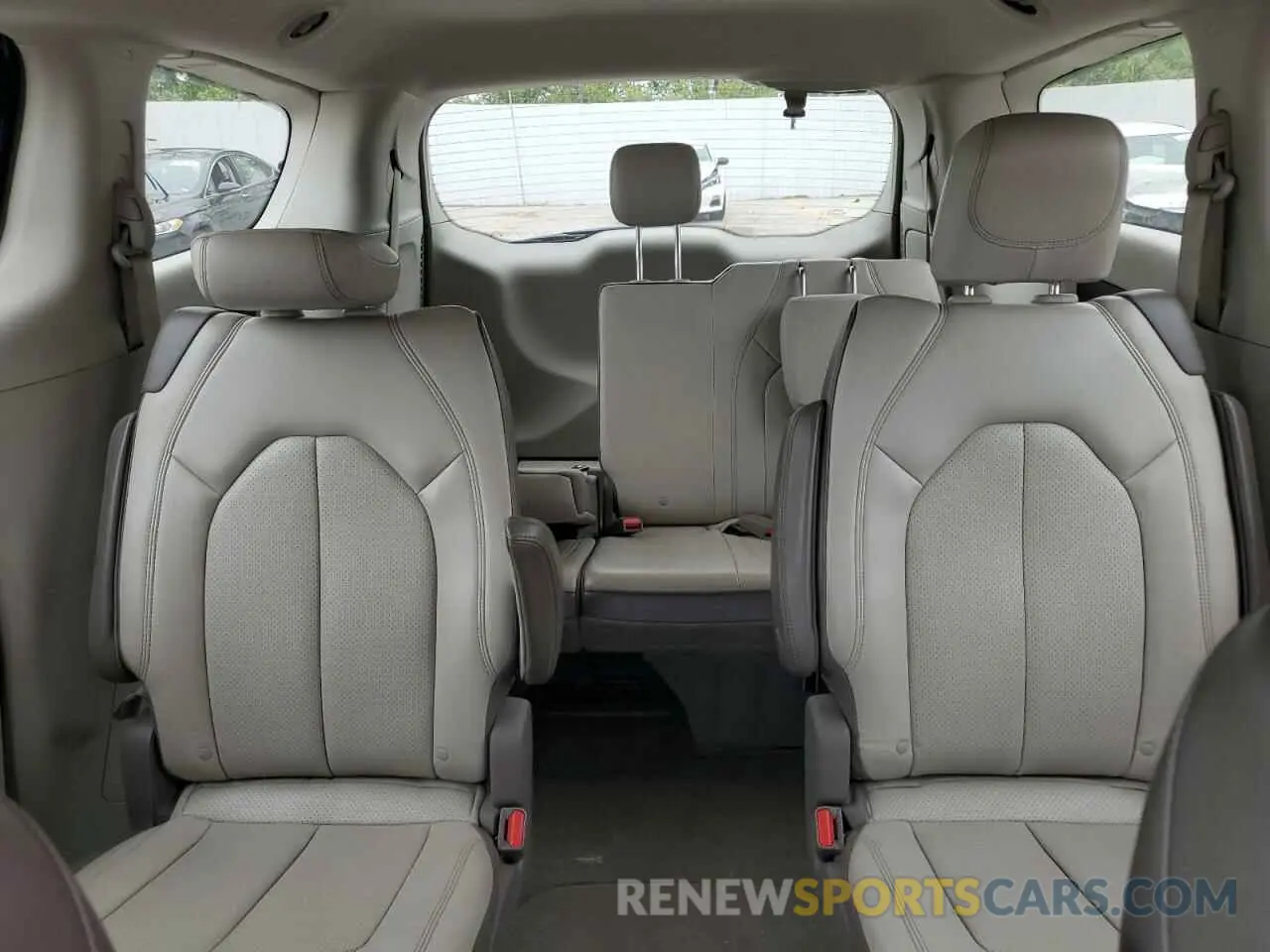 10 fotografías del automóvil dañado 2C4RC1DG9LR172114 CHRYSLER MINIVAN 2020