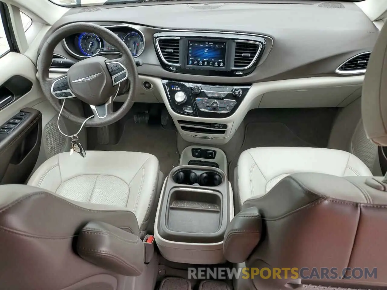 8 fotografías del automóvil dañado 2C4RC1DG9LR172114 CHRYSLER MINIVAN 2020
