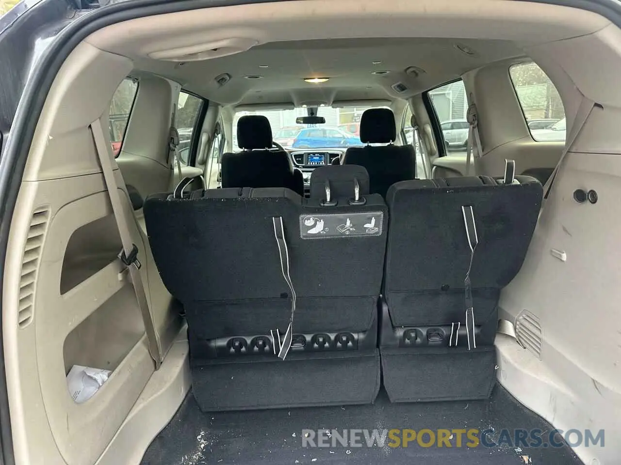 6 fotografías del automóvil dañado 2C4RC1AG0MR607429 CHRYSLER MINIVAN 2021