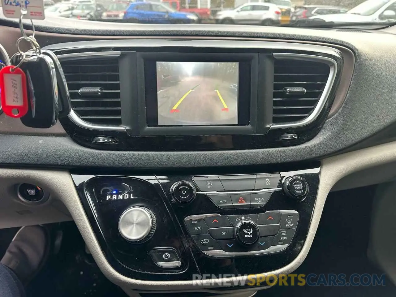 9 fotografías del automóvil dañado 2C4RC1AG0MR607429 CHRYSLER MINIVAN 2021