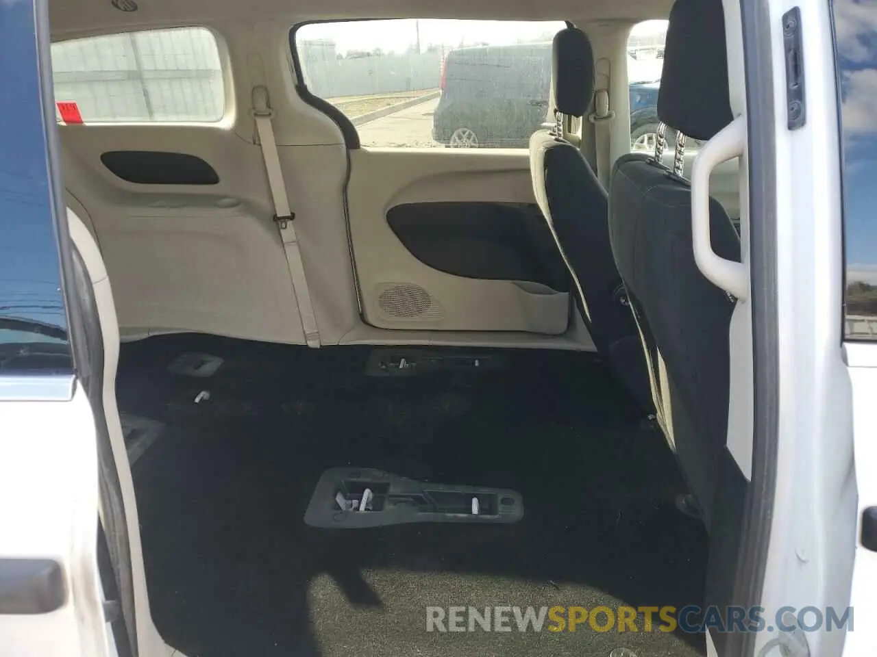 11 fotografías del automóvil dañado 2C4RC1AG2MR552403 CHRYSLER MINIVAN 2021