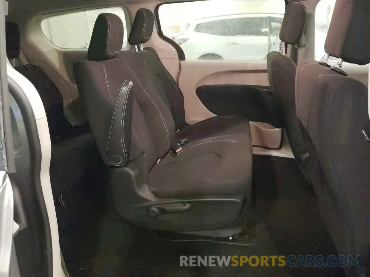 11 fotografías del automóvil dañado 2C4RC1AG7MR553238 CHRYSLER MINIVAN 2021
