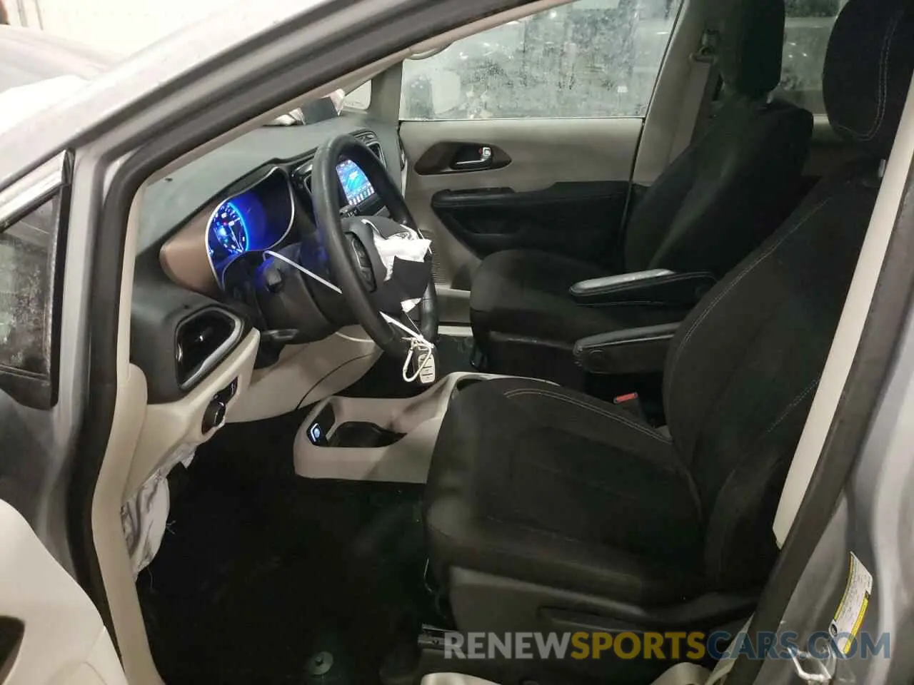 7 fotografías del automóvil dañado 2C4RC1AG7MR553238 CHRYSLER MINIVAN 2021