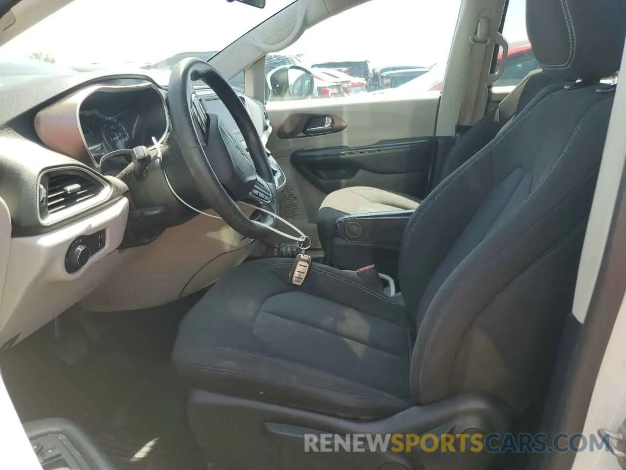 7 fotografías del automóvil dañado 2C4RC1AGXMR535221 CHRYSLER MINIVAN 2021