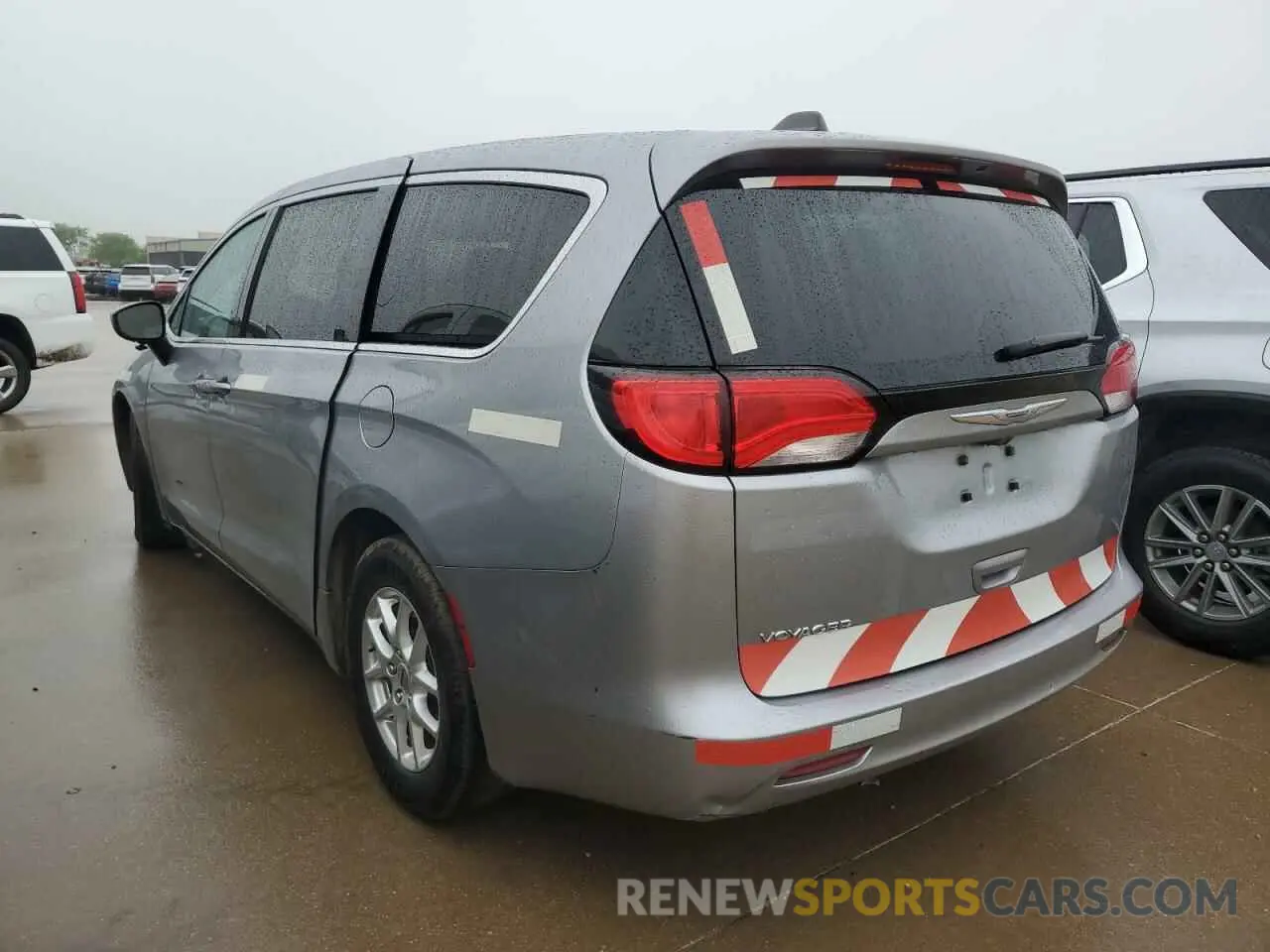 2 fotografías del automóvil dañado 2C4RC1CGXMR580270 CHRYSLER MINIVAN 2021
