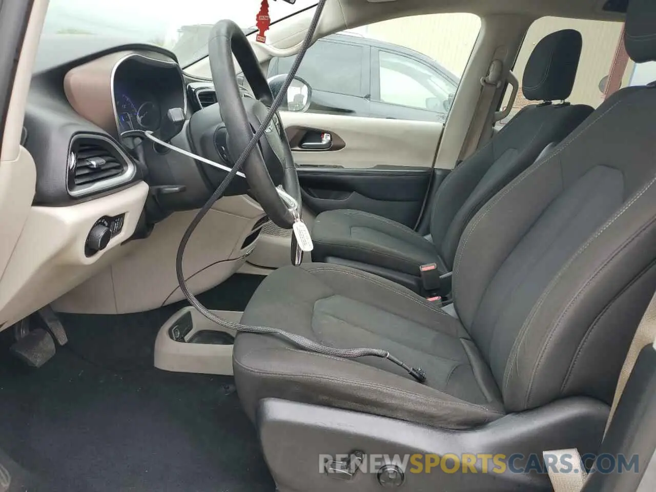 7 fotografías del automóvil dañado 2C4RC1CGXMR580270 CHRYSLER MINIVAN 2021