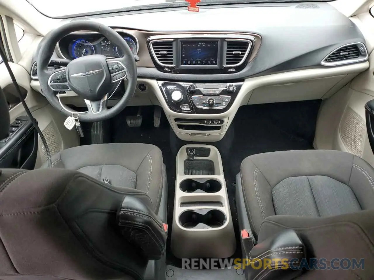 8 fotografías del automóvil dañado 2C4RC1CGXMR580270 CHRYSLER MINIVAN 2021