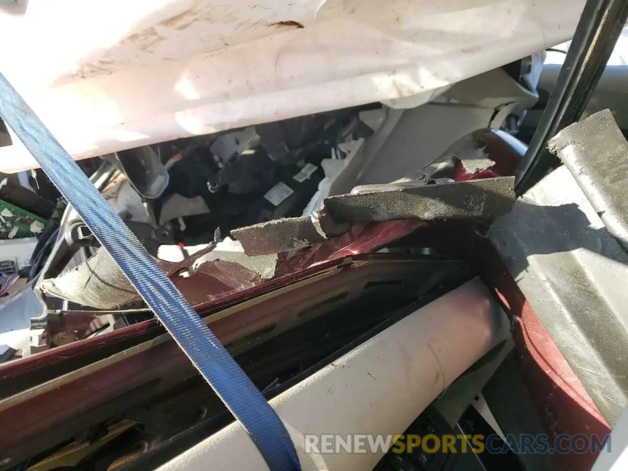 8 fotografías del automóvil dañado 2C4RC1DG1MR558138 CHRYSLER MINIVAN 2021