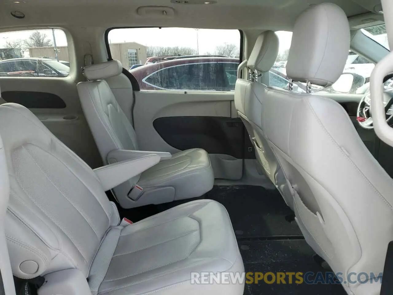 11 fotografías del automóvil dañado 2C4RC1DG4MR570770 CHRYSLER MINIVAN 2021