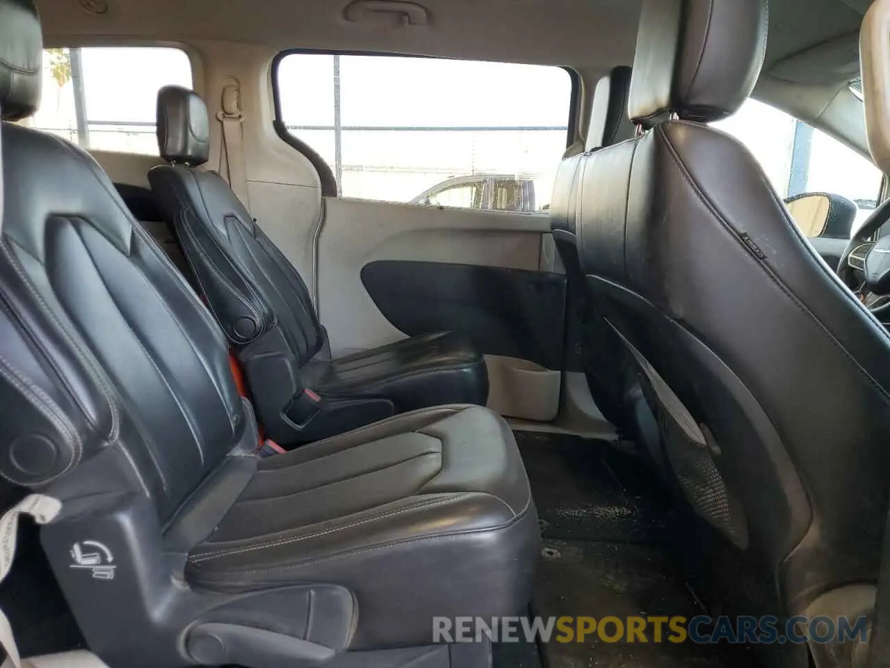 11 fotografías del automóvil dañado 2C4RC1DG9MR502822 CHRYSLER MINIVAN 2021