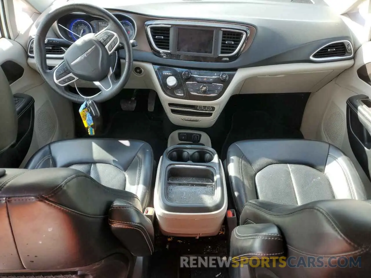 8 fotografías del automóvil dañado 2C4RC1DGXMR539068 CHRYSLER MINIVAN 2021
