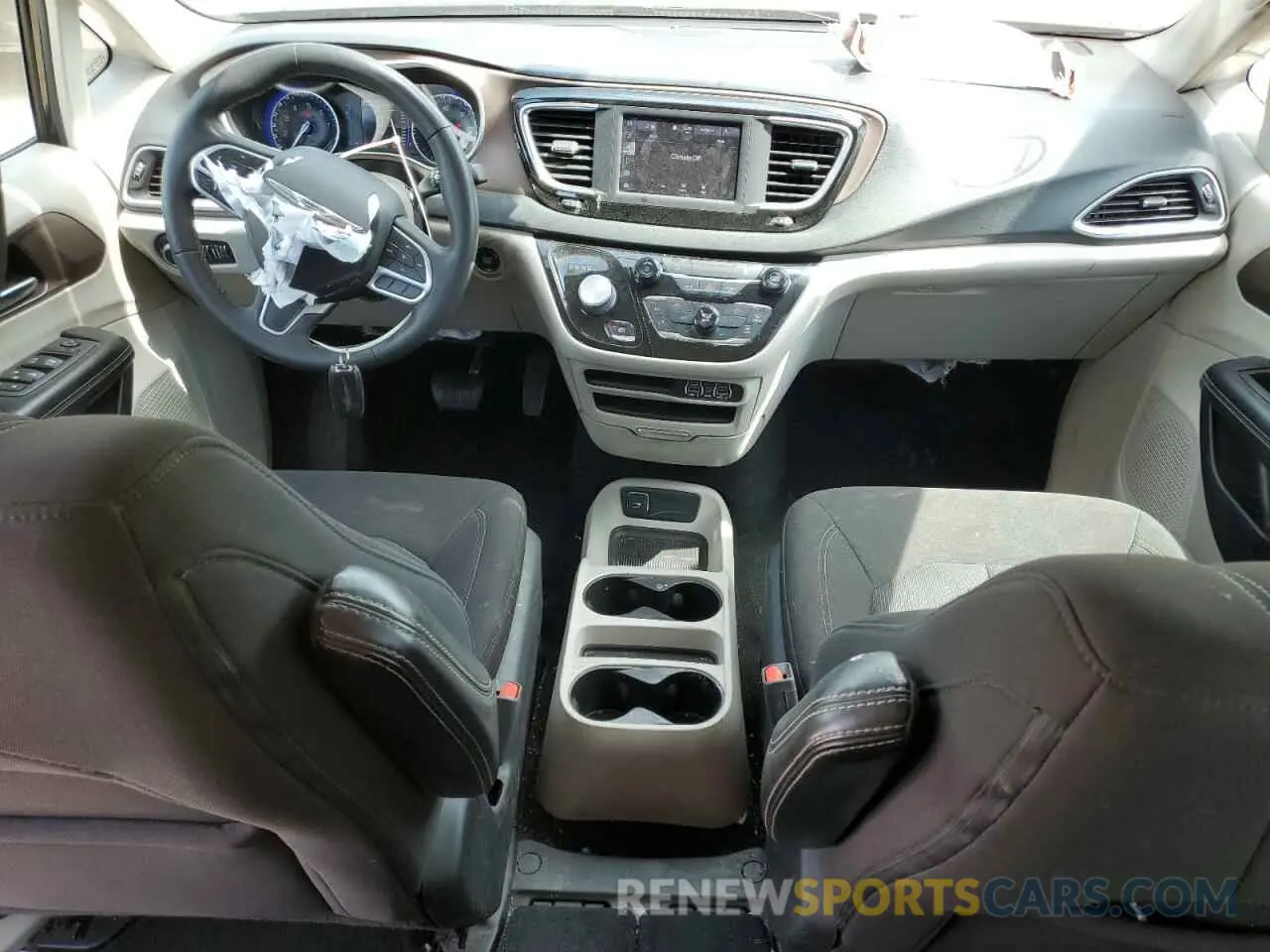 8 fotografías del automóvil dañado 2C4RC1CGXNR218960 CHRYSLER MINIVAN 2022