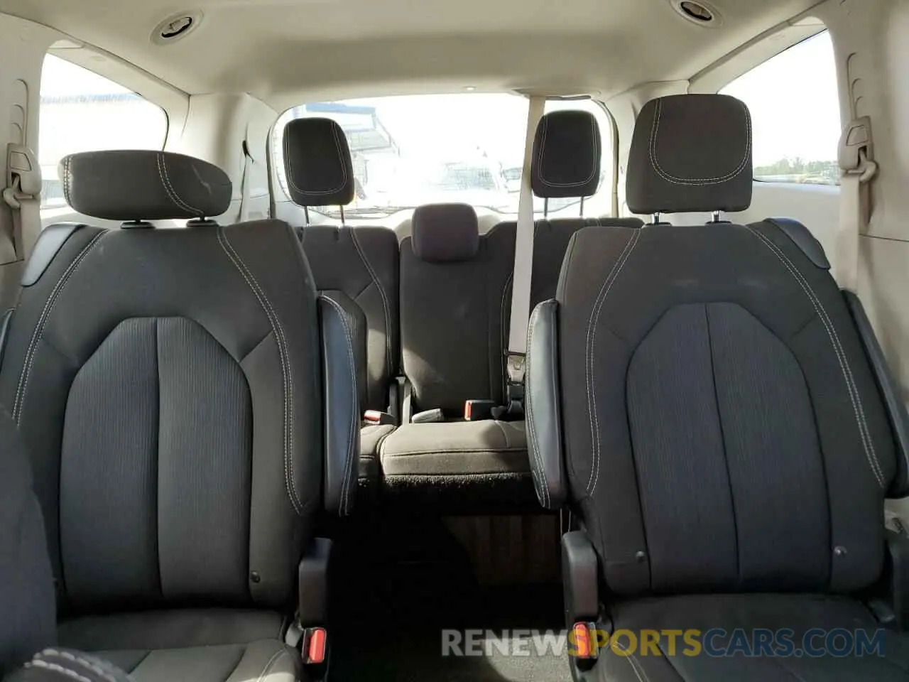 10 fotografías del automóvil dañado 2C4RC1CG3PR520285 CHRYSLER MINIVAN 2023