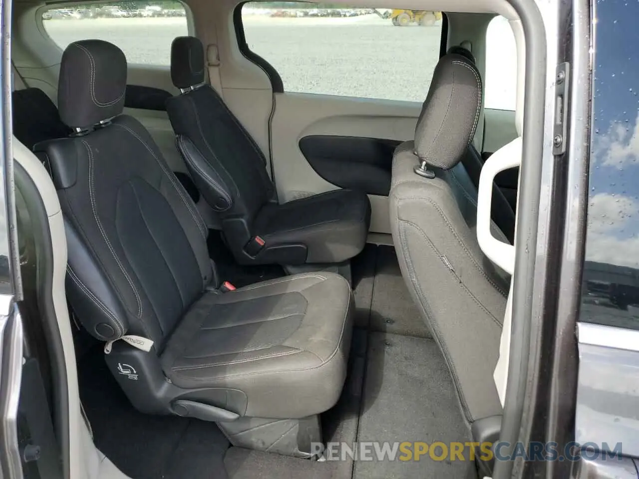 11 fotografías del automóvil dañado 2C4RC1CG3PR520285 CHRYSLER MINIVAN 2023