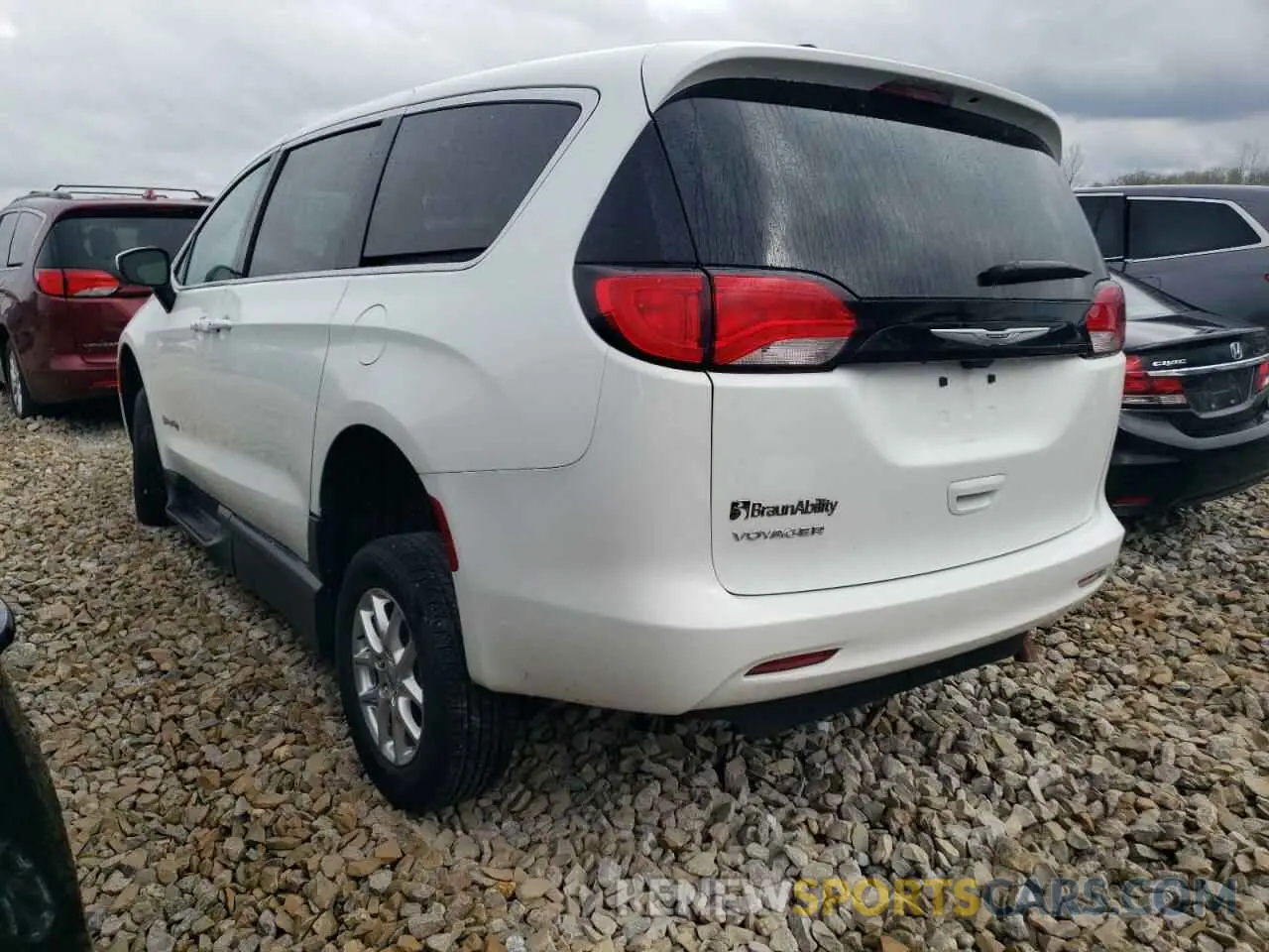 2 fotografías del automóvil dañado 2C4RC1CG3PR583399 CHRYSLER MINIVAN 2023