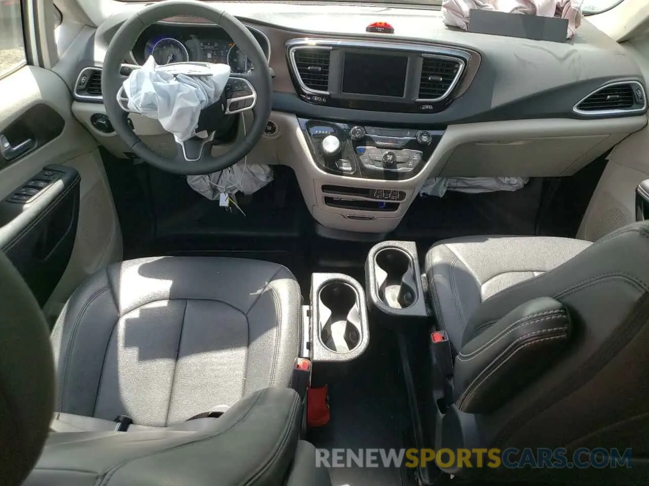 8 fotografías del automóvil dañado 2C4RC1CG3PR583399 CHRYSLER MINIVAN 2023