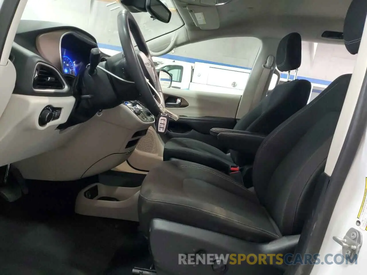 7 fotografías del automóvil dañado 2C4RC1CG5PR520286 CHRYSLER MINIVAN 2023